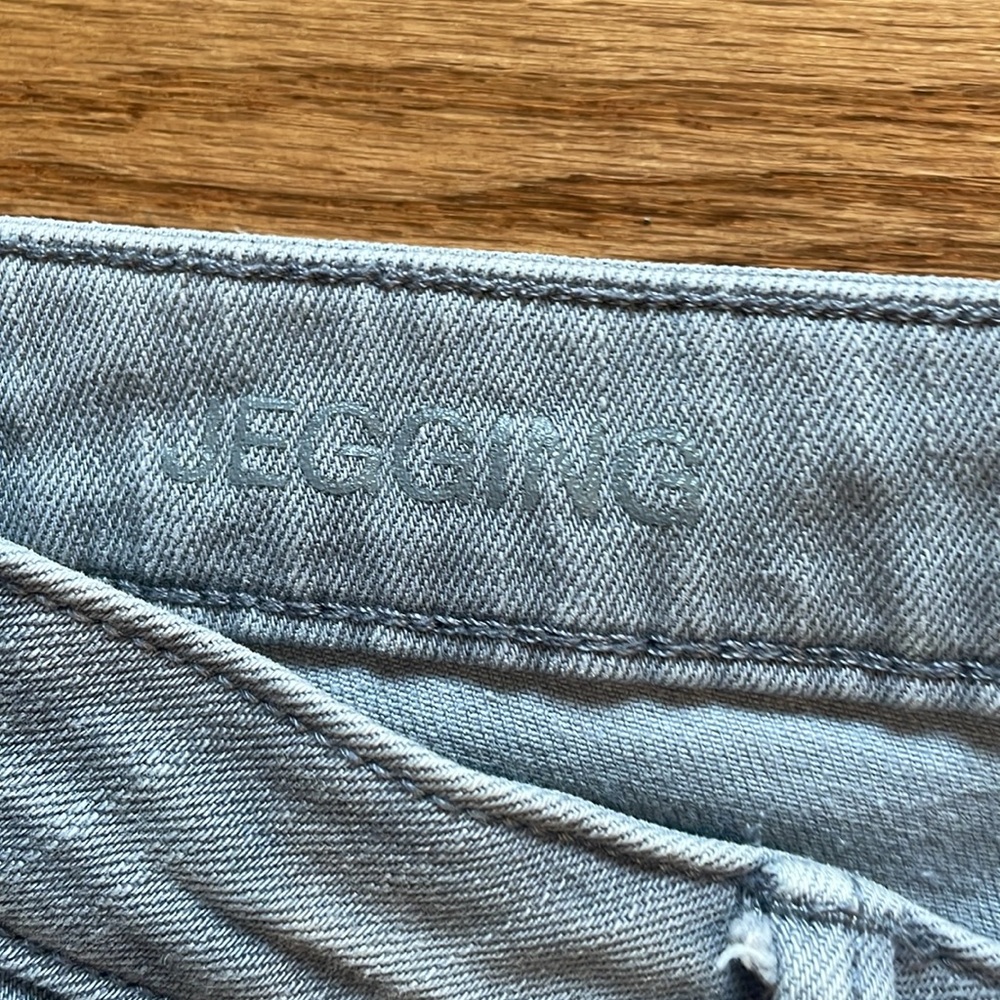 Cute grey jeggings from ana! Size 29/8P - Picture 5 of 6
